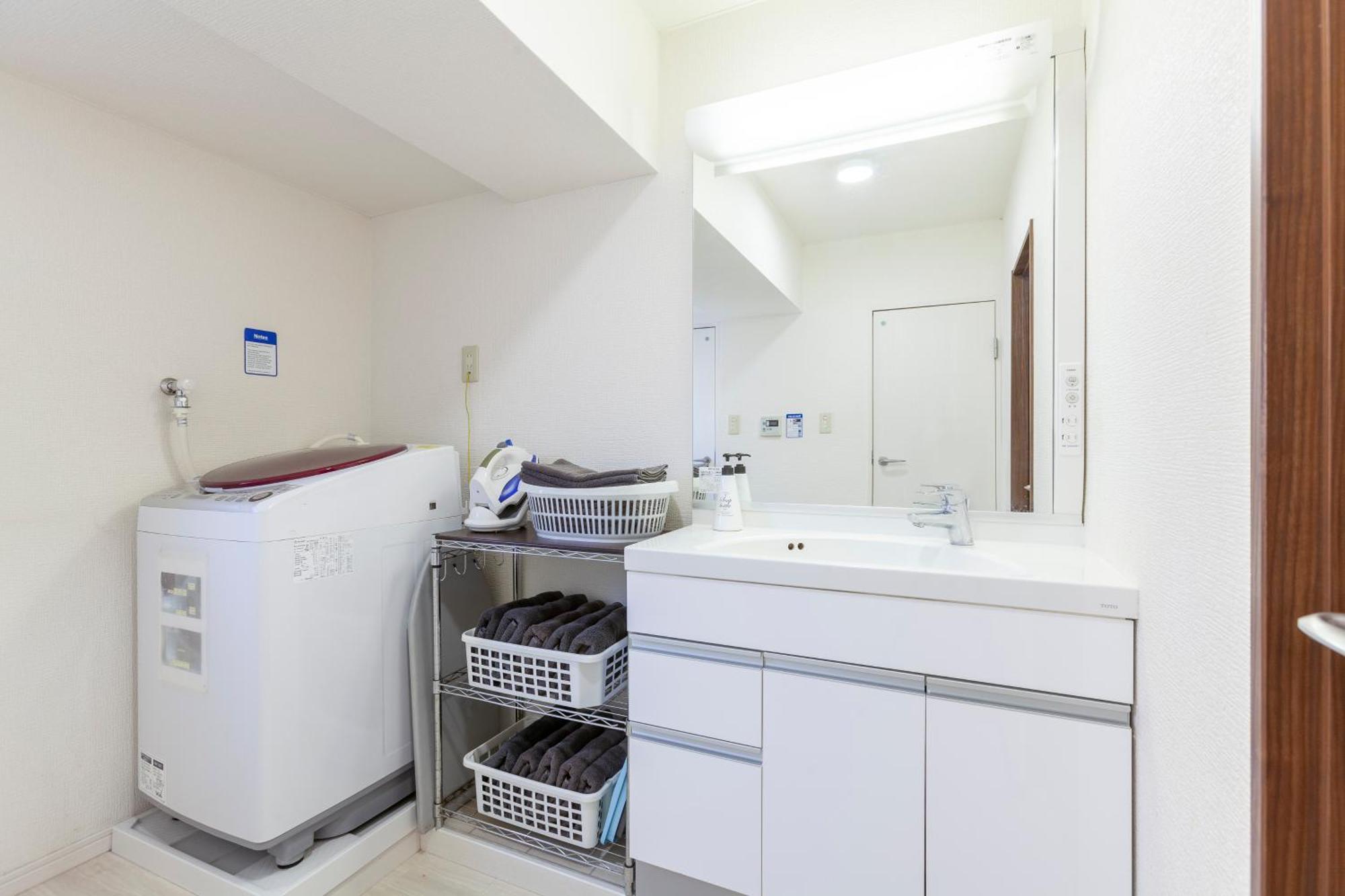 Premier Suite Shinjuku West 3F 4F Tokyo Bagian luar foto